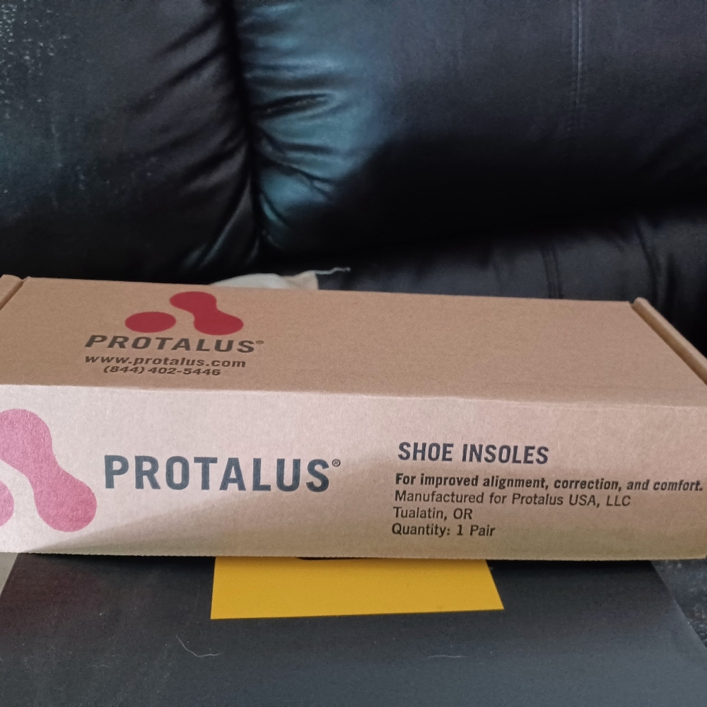 Shoe insoles